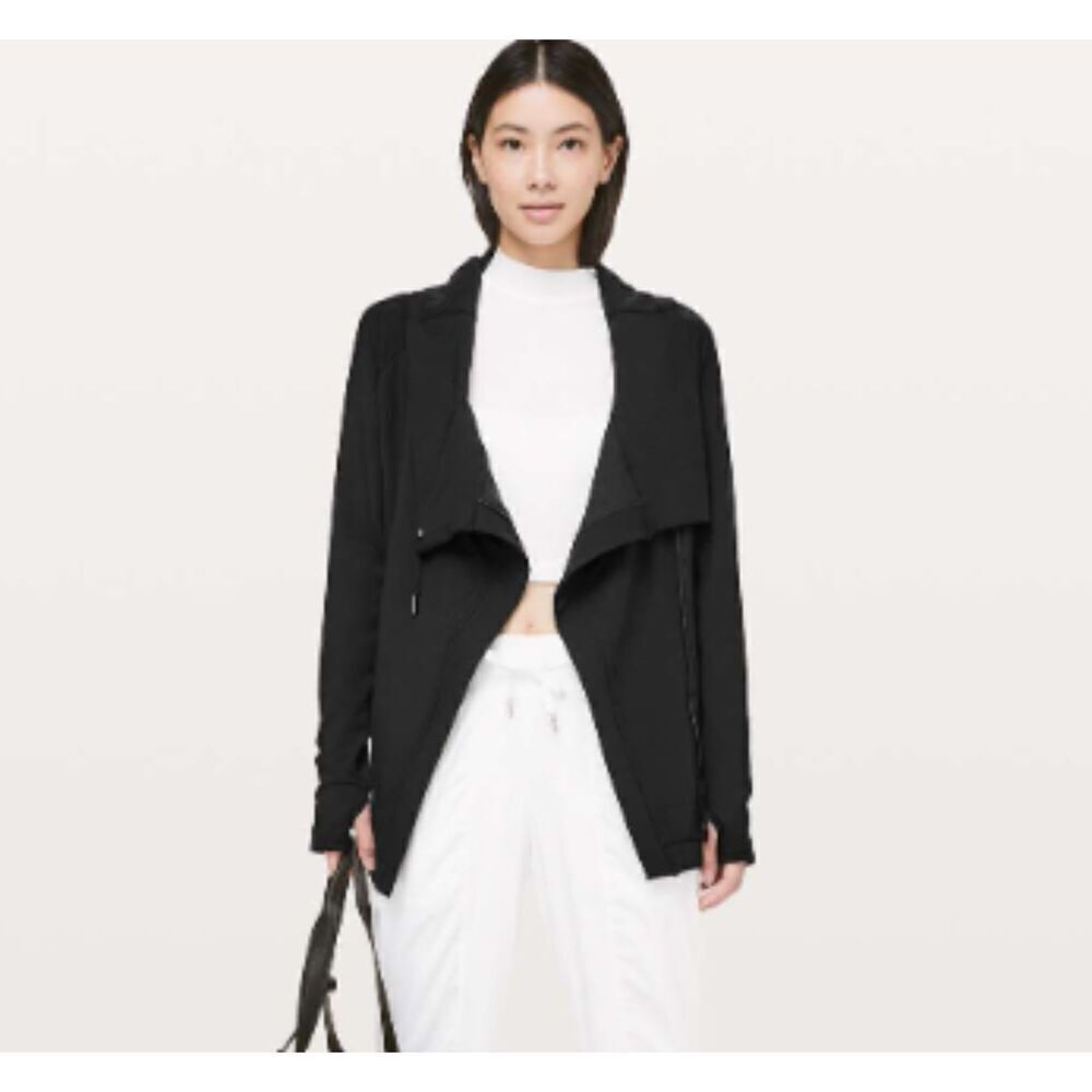 Lululemon Coast Easy Wrap Black Jacket Asymmetric Zip Front Snap‎ Hoodie Size 8